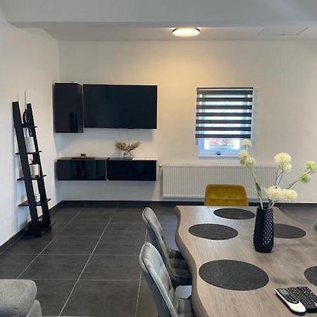 Dora Vendeghaz Apartment เลเตนเย ภายนอก รูปภาพ